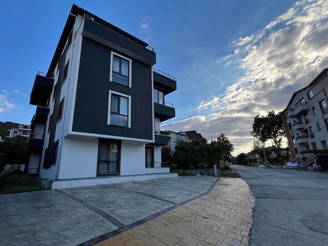 REMAXÇAKRA ÖMER ONAYCI'DAN YAZLIK MERKEZ'DE SIFIR 2+1 DÜZ DAIRE