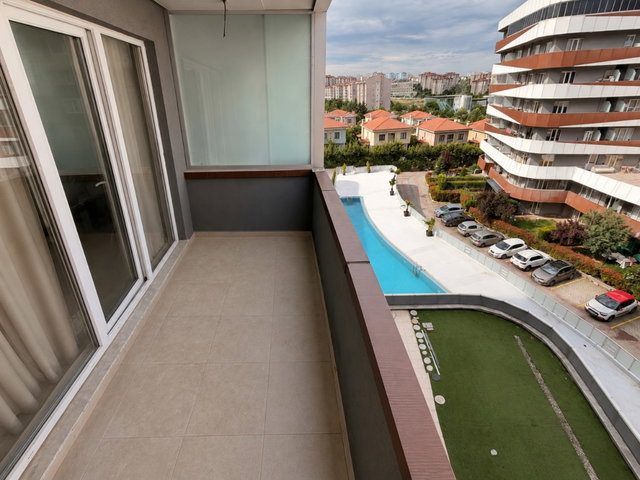 HELENIUM GARDEN SİTESİN DE KİRALIK FULL EŞYALI 1+0 STÜDYO DAİRE