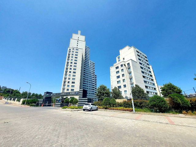 BAHÇEŞEHIR SPRADON VADI HAVUZ-PEYSAJ CEPHE KIRALIK 2+1 DAIRE