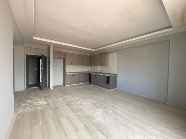 MERSIN YEŞILOVACIK DA SATILIK 2+1  DAIRE