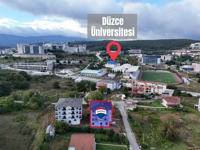 RE/MAX DIADAN KONURALPTE ÜNİVERSİTE HASTANE DİBİNDE SIFIR 2+1