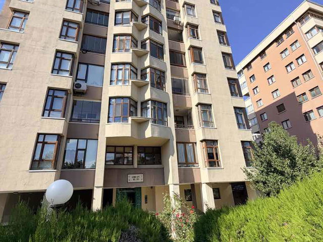 ORAN,TRT KARŞISI YENİLENMİŞ 160 M² KİRALIK 3+1 DAİRE