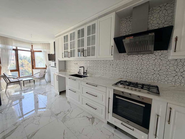 ORAN,TRT KARŞISI YENİLENMİŞ 160 M² KİRALIK 3+1 DAİRE