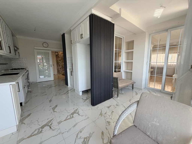 ORAN,TRT KARŞISI YENİLENMİŞ 160 M² KİRALIK 3+1 DAİRE