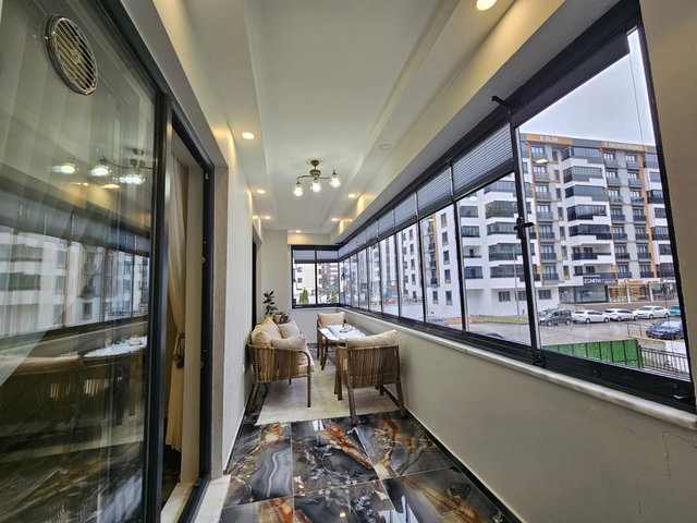 REMAX ARTIS'TEN KOMBINA'DA SATILIK 4+1 DAIRE