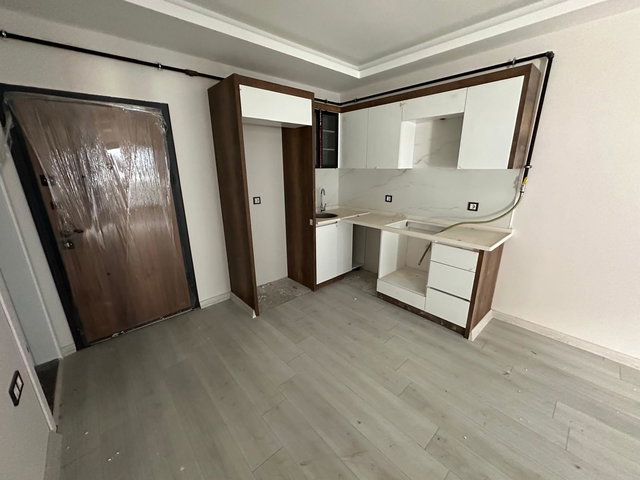 209 SEYREK İNÖNÜ MAHALLESİ'NDE SIFIR 1+1 ARA KAT SATILIK DAİRE