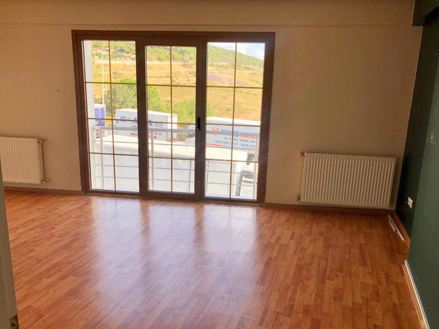 MALTEPE FINDIKLI'DA BAŞIBÜYÜK CADDESİNDE, GENİŞ DENİZ MANZARALI 2+1