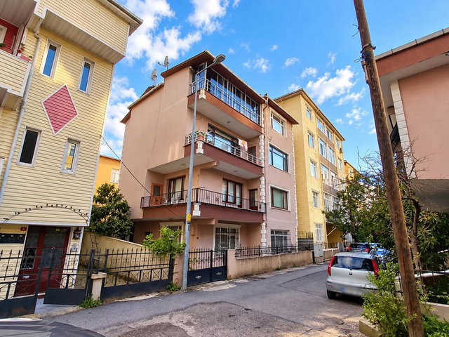 ÜSKÜDAR ÇENGELKÖY ’ÜN KALBİNDE SAHİLE YAKIN FERAH KİRALIK 3+1 DAİRE