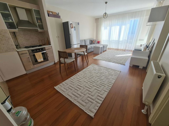 SELECTİVE KARTAL EVLERİ DENİZ MANZARALI BALKONLU KİRALIK 1+1