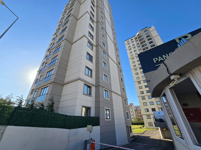 PENDİK PANORAMA PAVLİ SİTESİNDE DENİZ MANZARALI KİRALIK 2+1 DAİRE