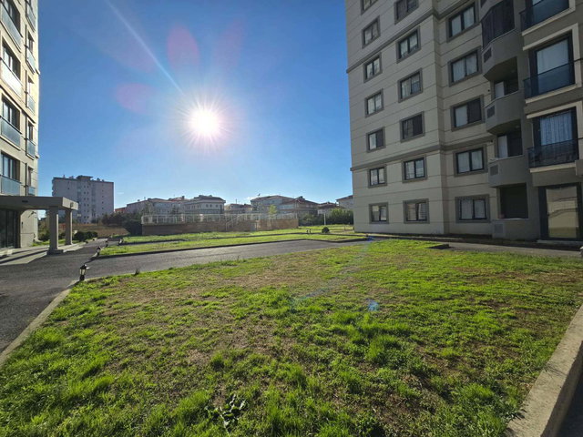 PENDİK PANORAMA PAVLİ SİTESİNDE DENİZ MANZARALI KİRALIK 2+1 DAİRE
