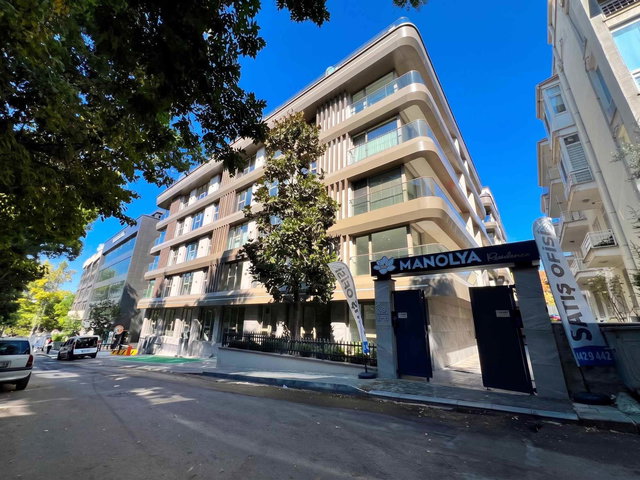PARİS CAD MANOLYA REZİDANS'TA GÜVENLİKLİ LÜKS 1+1 KİRALIK DAİRE