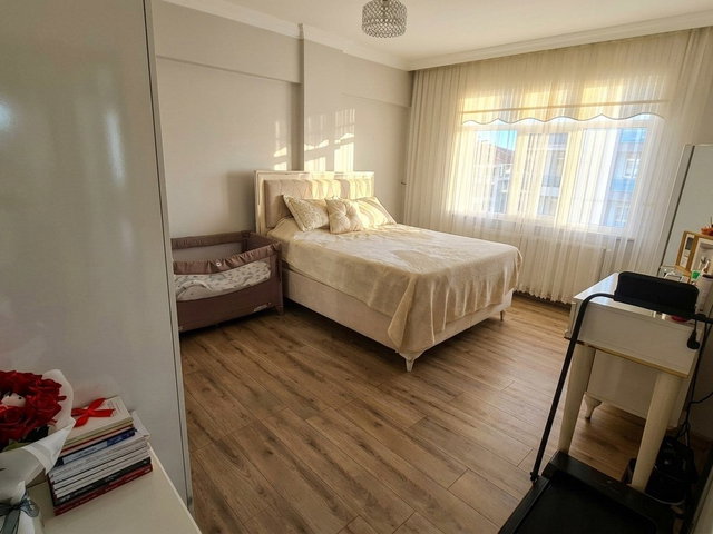 KARTAL YALI MAHALLESİ'NDE FERAH VE GENİŞ SATILIK 2+1 DAİRE