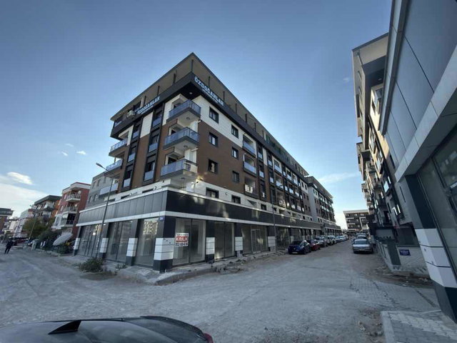 SEYREK CADDE İLHAN 2 SİTESİNDE KİRALIK 1+1 EŞYALI DAİRE