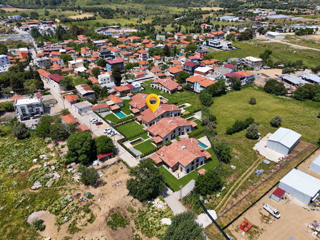 GÜZELBAHÇE ÇAMLI'DA 4+1 YATAY MIMARI MÜSTAKIL SIFIR VILLA
