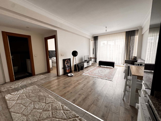 METROBÜSE YÜRÜME MESAFESİ SİTE İÇERİSİNDE EŞYALI KİRALIK 1+1 DAİRE