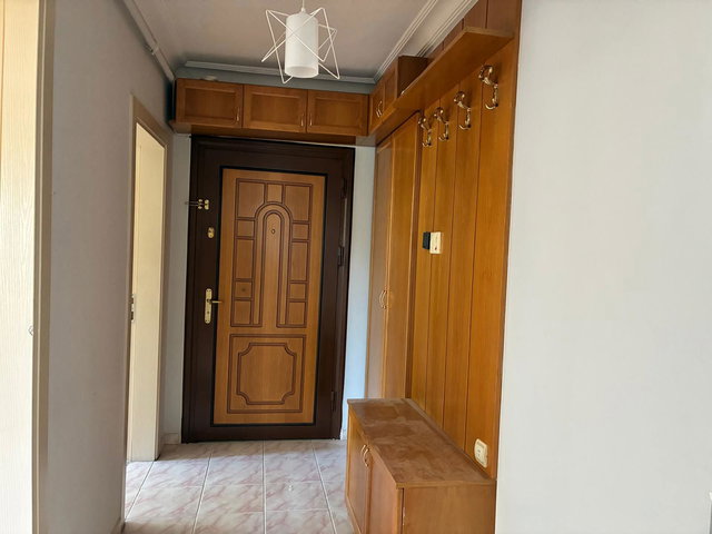 BEŞEVLER KONAK CD ÜZERI KIRALIK 3+1 DAIRE