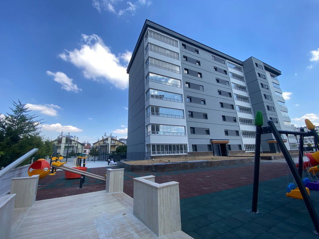 REMAX POINT'TEN GAZZE CADDESİ BİLGEHAN SİTESİ'NDE KİRALIK 4+1