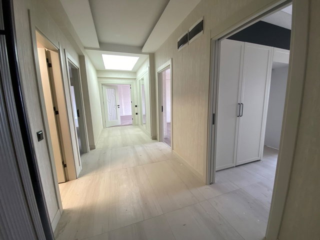 REMAX POINT'TEN GAZZE CADDESİ BİLGEHAN SİTESİ'NDE KİRALIK 4+1