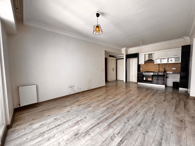 MERKEZİ LOKASYONDA SİTE İÇERİSİNDE KİRALIK 1+1 DAİRE