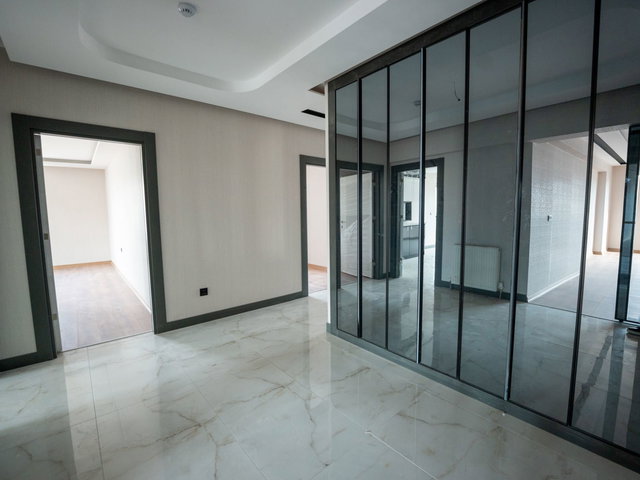 KEÇİÖREN YAYLA MAH’DE SATILIK SIFIR 4+1  180 M² NET 15. KAT 3 CEPHE BALKONLU