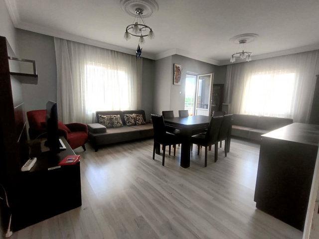 KENAN TÜRKMEN'DEN UĞUR MUMCUDA ,EŞYALI 3+1 KİRALIK DAİRE