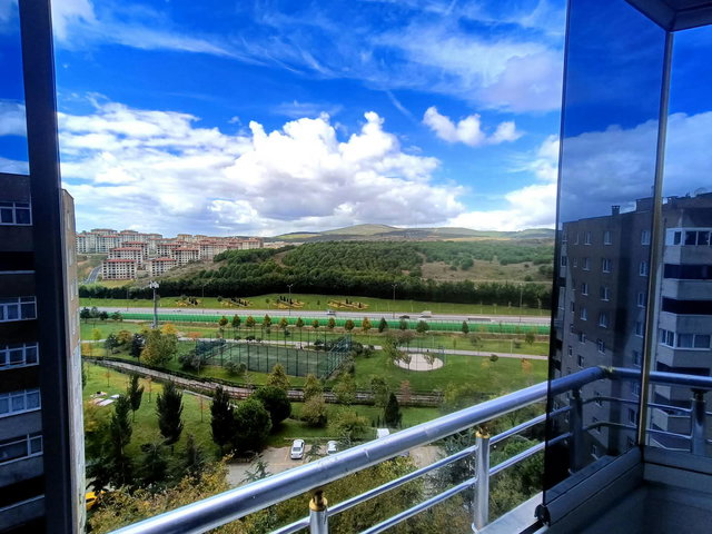 KENAN TÜRKMEN'DEN UĞUR MUMCUDA ,EŞYALI 3+1 KİRALIK DAİRE