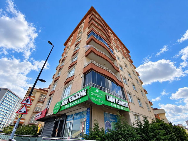 ÜMRANİYE SİTE MAH. | 3+1 EBEVEYN BANYOLU - TEMİZ - SATILIK DAİRE