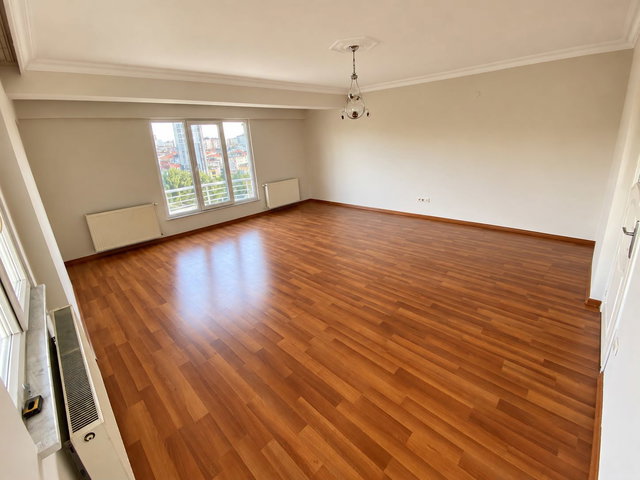 ÜMRANİYE SİTE MAH. | 3+1 EBEVEYN BANYOLU - TEMİZ - SATILIK DAİRE