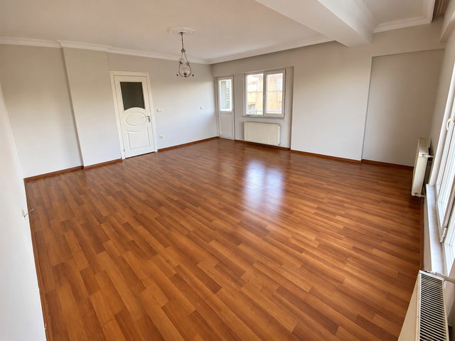 ÜMRANİYE SİTE MAH. | 3+1 EBEVEYN BANYOLU - TEMİZ - SATILIK DAİRE