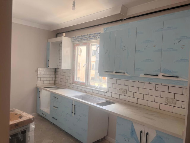 ACIBADEM YAPRAK SOKAK'TA KIRALIK 2+1 DAIRE (80M², KAPALI MUTFAK)