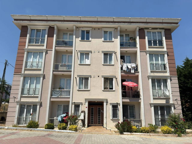 BÜYÜKÇEKMECE MURAT ÇEŞME MAH EBEVEYN BANYOLU 3+2 SATILIK DUBLEKS DAIRE