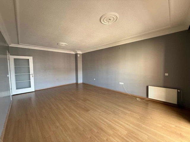 ÇAYIROVA EMEK TOKİ KONUTLARINDA KİRALIK 3+1 DAİRE