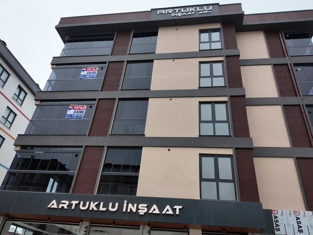 CUMHURİYET'TE FİNAL OKULLARI ARKASI SIFIR 2+1 SEÇENEKLERİ