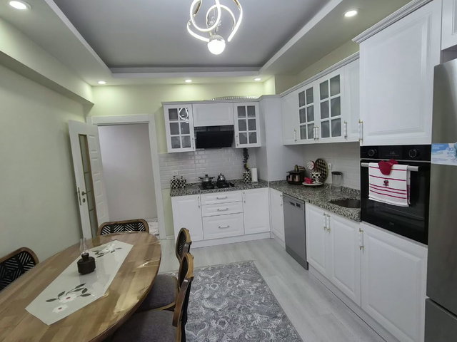 REMAX İLKE'DEN KAYAKYOLU KONAK REZİDANS'TA 3+1 SATILIK DAİRE