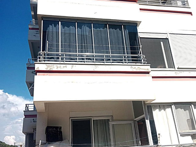 PAZARCI’DA OKULLARA VE DENİZE YÜRÜME MESAFESİNDE 2+1