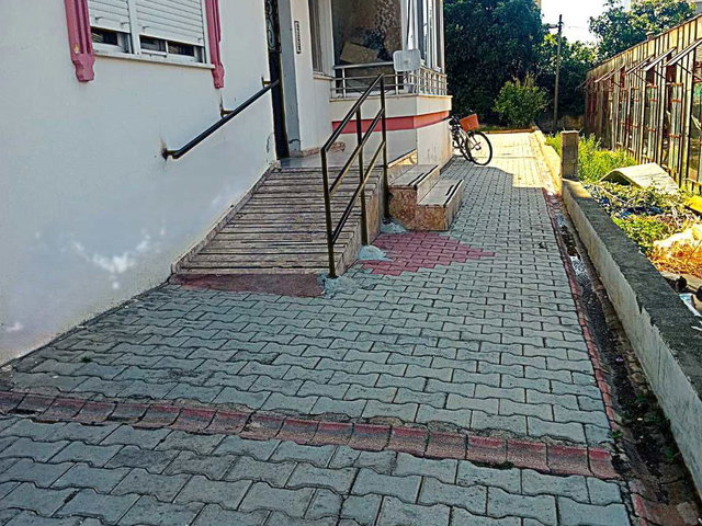 PAZARCI’DA OKULLARA VE DENİZE YÜRÜME MESAFESİNDE 2+1