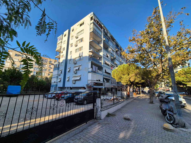 BAYRAKLI BÖLGEM METRO YAKINI 2+1 ÖĞRENCİYE UYGUN KİRALIK DAİRE