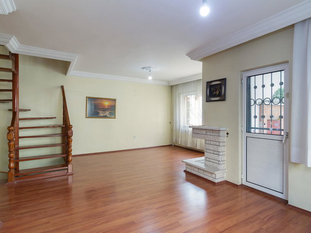 BATIKENT’TE 5+1 KULLANIMLI 160 M² MÜSTAKİL BAHÇELİ EV