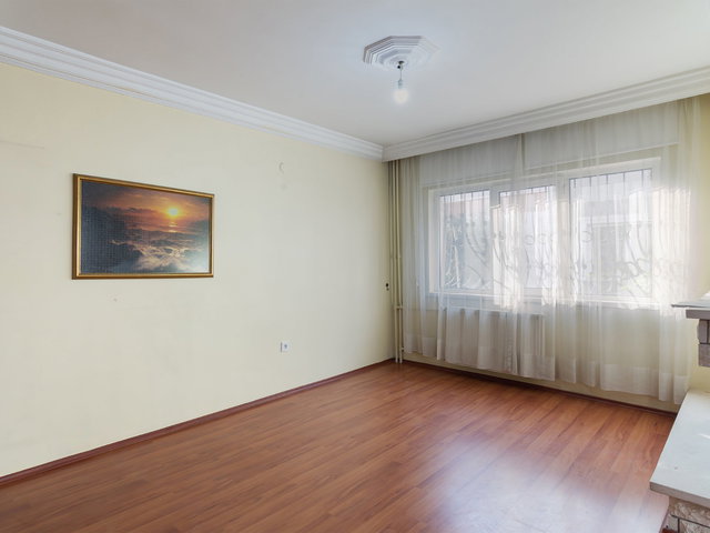 BATIKENT’TE 5+1 KULLANIMLI 160 M² MÜSTAKİL BAHÇELİ EV