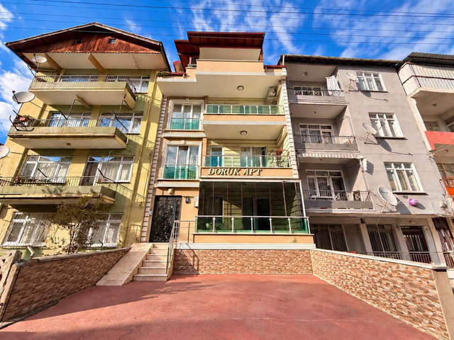 İZMİT YENİŞEHİR MAH. FULL EŞYALI 2+1 KİRALIK DAİRE