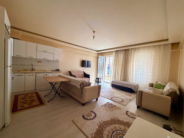 İZMİT YENİŞEHİR MAH. FULL EŞYALI 2+1 KİRALIK DAİRE