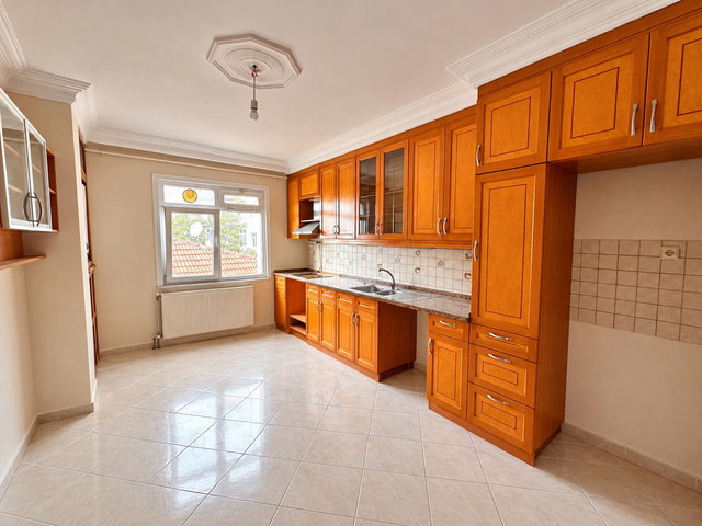 BURHANİYEDE METROYA 500 M, GENİŞ VE FERAH KİRALIK 3+1 DAİRE