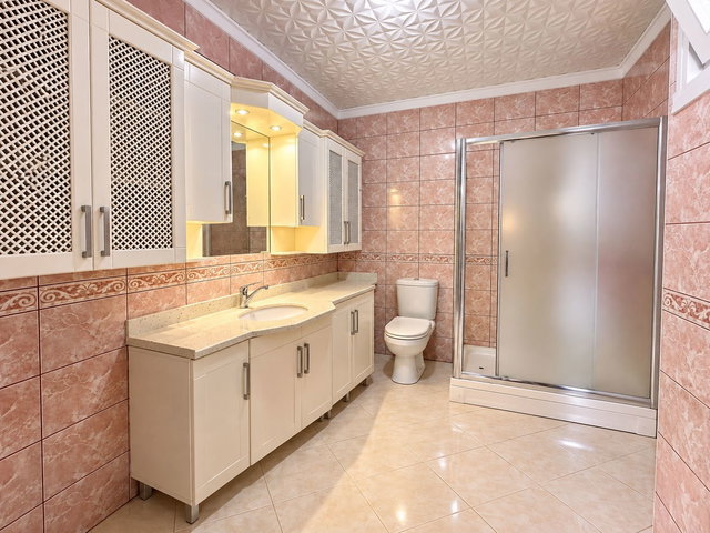 BURHANİYEDE METROYA 500 M, GENİŞ VE FERAH KİRALIK 3+1 DAİRE