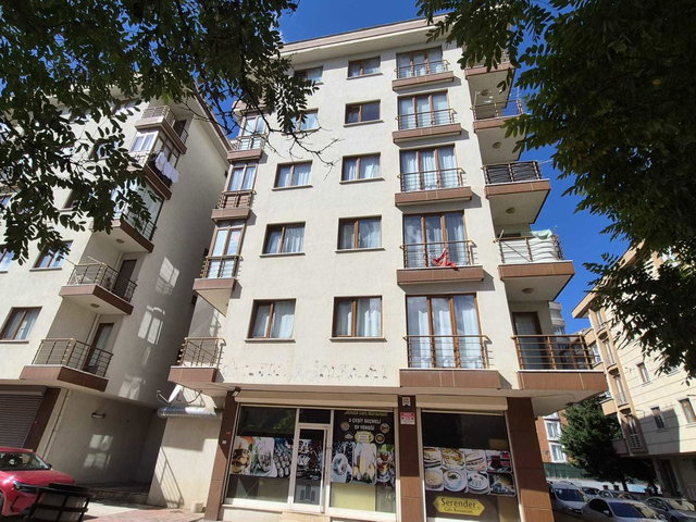 ÇEKMEKÖY AYDINLAR’DA GÜNEY CEPHELİ 3+1 | BALKONLU | KİRACILI 2. KAT