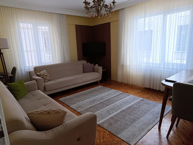 YENİBOSNA FATİH CADDESİ’NE YAKIN  KAÇIRILMAYACAK 2+1 SATILIK DAİRE