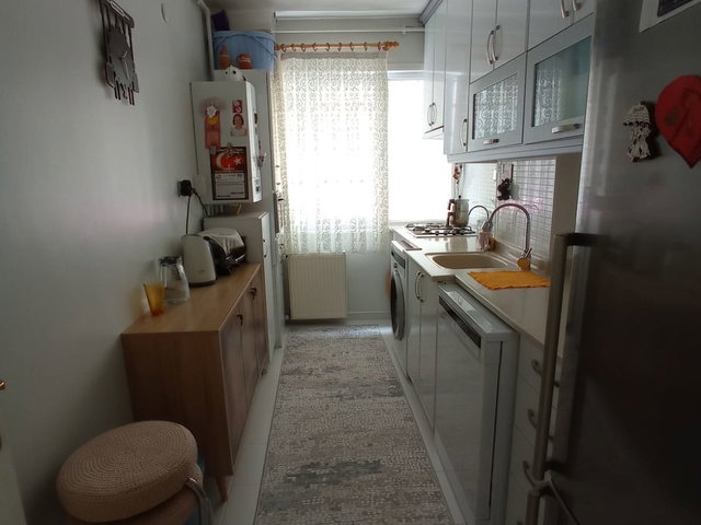 YENİBOSNA FATİH CADDESİ’NE YAKIN  KAÇIRILMAYACAK 2+1 SATILIK DAİRE