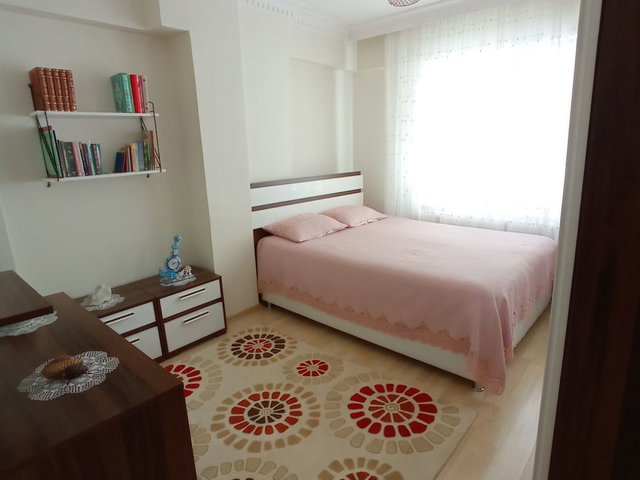 YENİBOSNA FATİH CADDESİ’NE YAKIN  KAÇIRILMAYACAK 2+1 SATILIK DAİRE