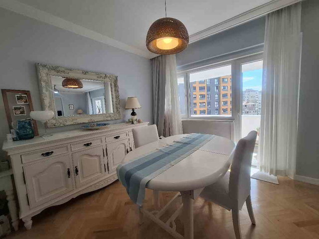ÖZEL TASARIM,1.SINIF ÜRÜNLERLE DÖŞENMİŞ, KOZYATAĞINDA 140 M2 NET 3+1 KİRALIK DAİRE
