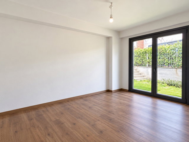 ZEKERİYAKÖYDE SİTE İÇİNDE DOĞAYLA İÇ İÇE LÜKS TRİPLEKS VİLLA